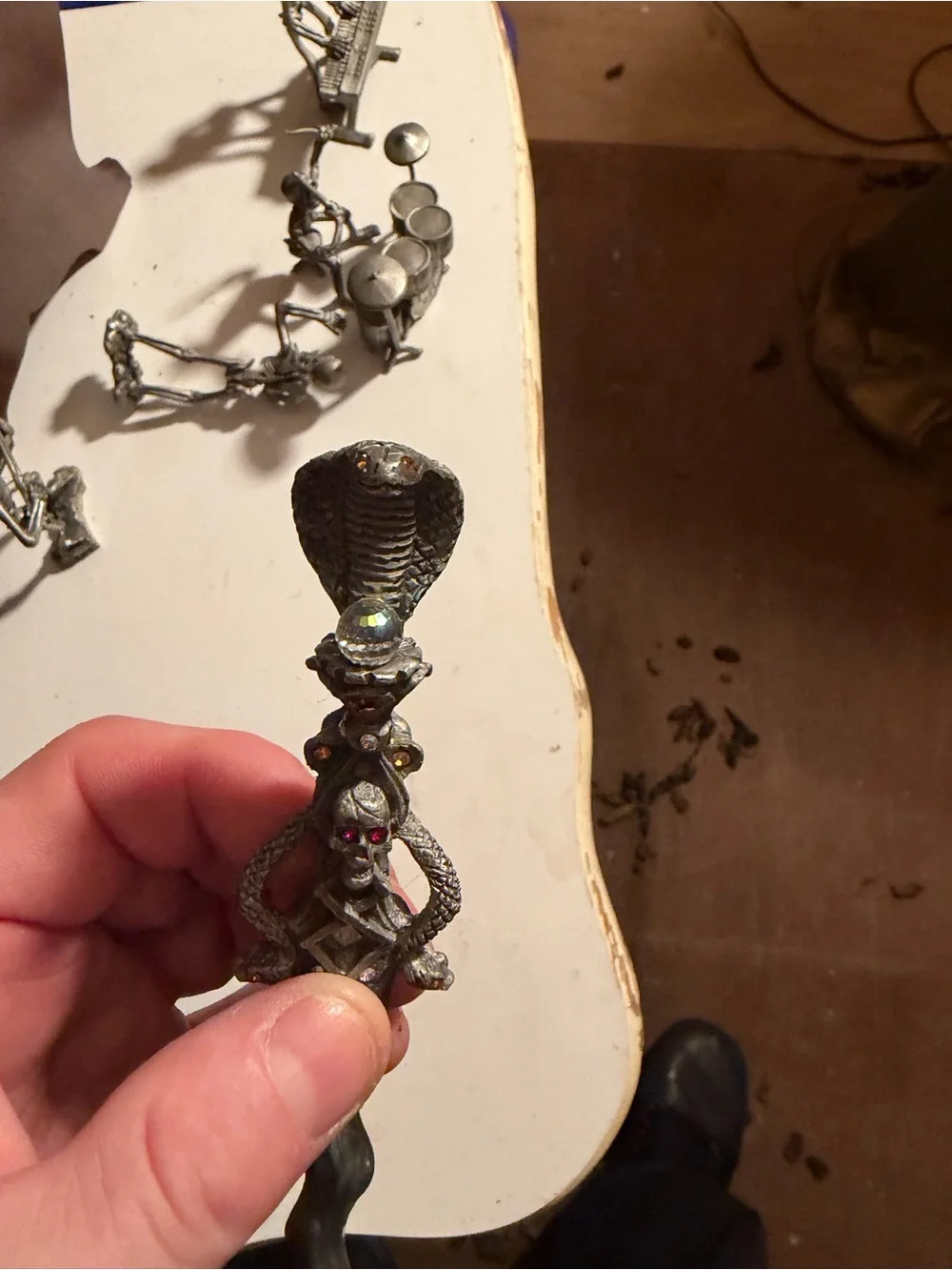 Decorative Gray Snake-Handle Reptile Dagger for Terrarium or Display